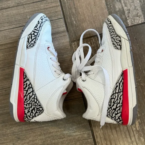 Air Jordan 3 Retro PS 'Cardinal Red' size 1.5Y