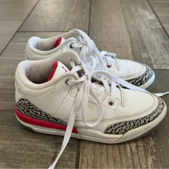 Air Jordan 3 Retro PS 'Cardinal Red' size 1.5Y