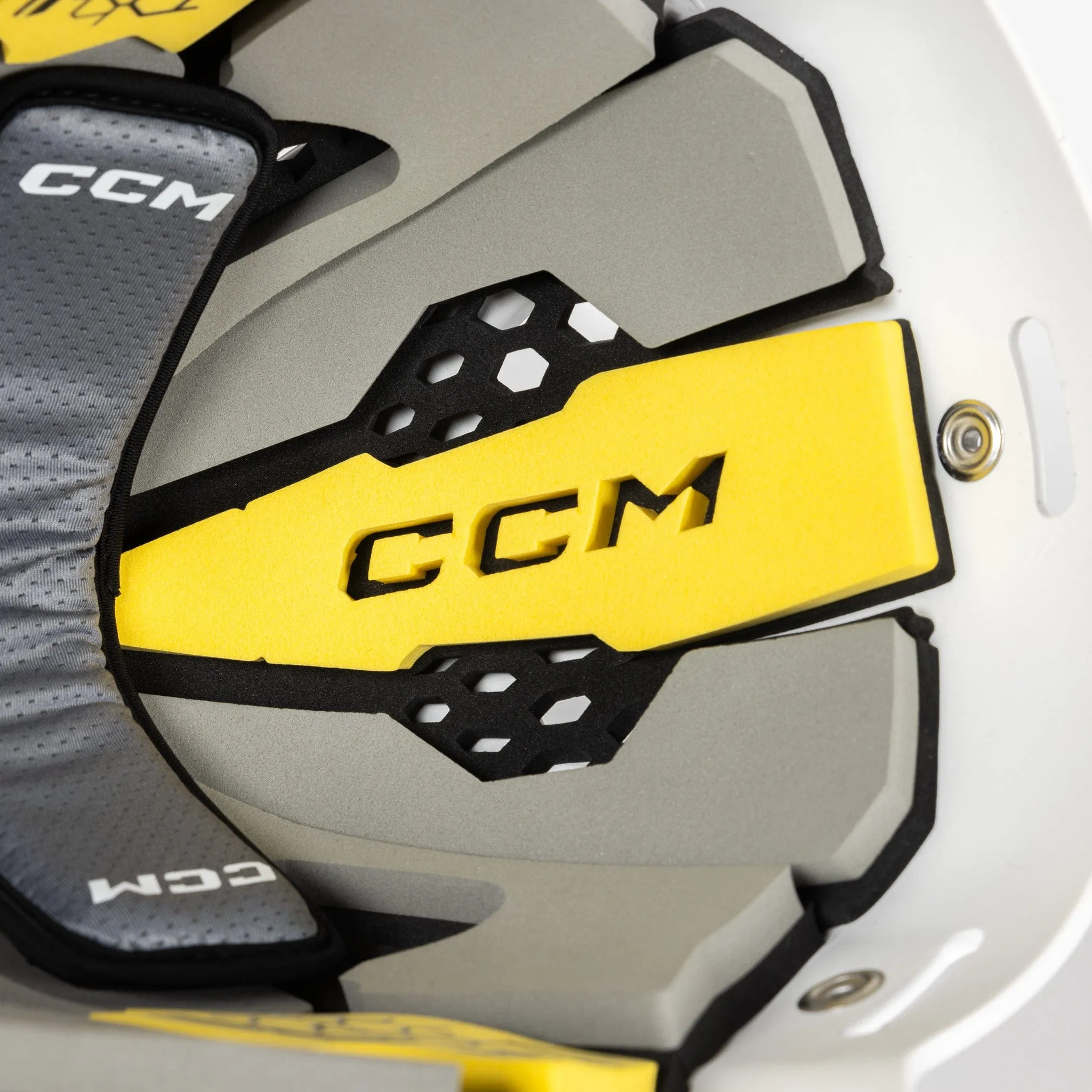 CCM Axis F5 Junior Goalie Mask