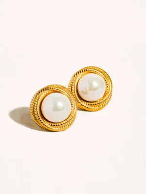 Foire Pearl Studs | Waterproof Jewelry