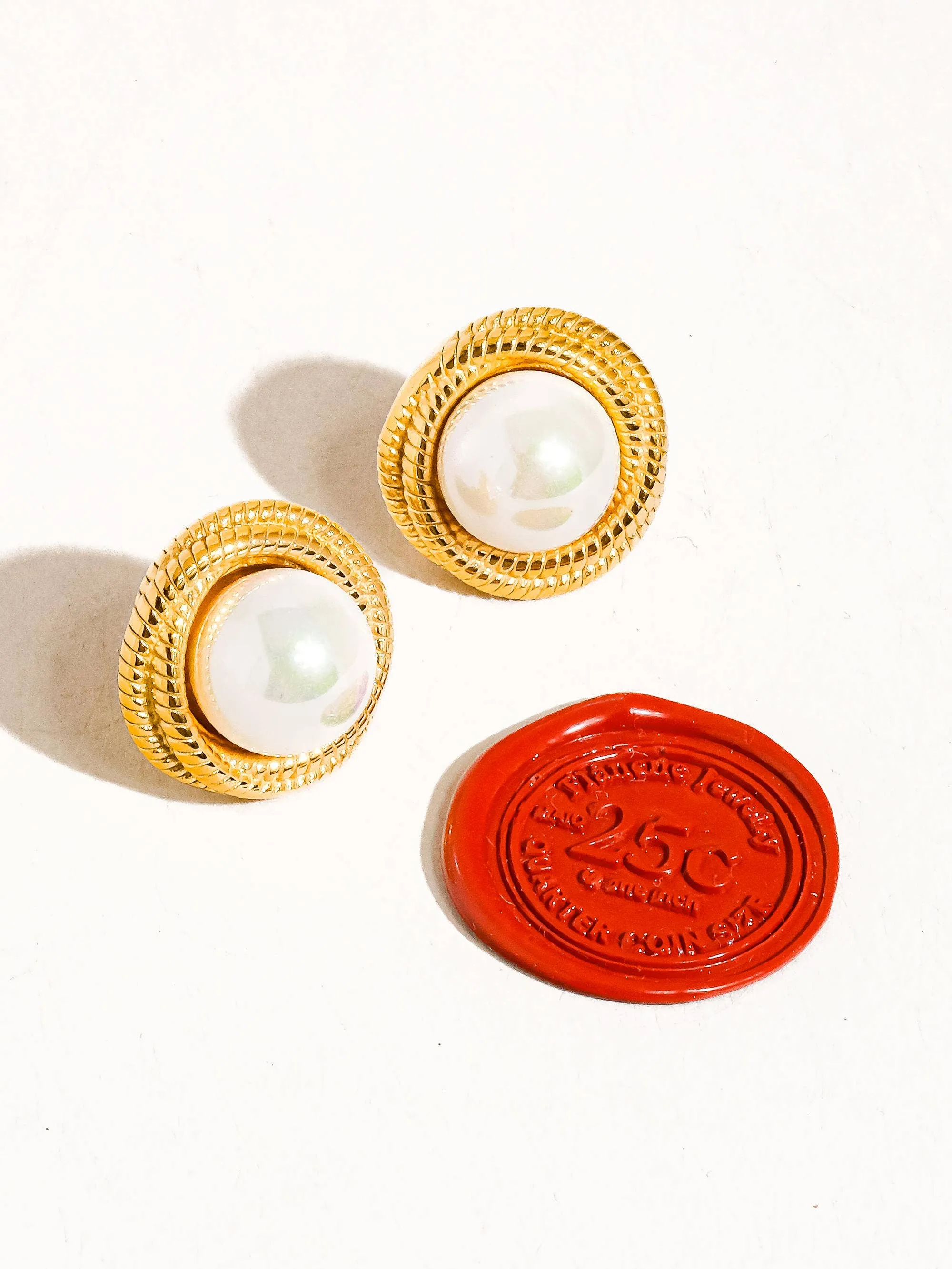 Foire Pearl Studs | Waterproof Jewelry