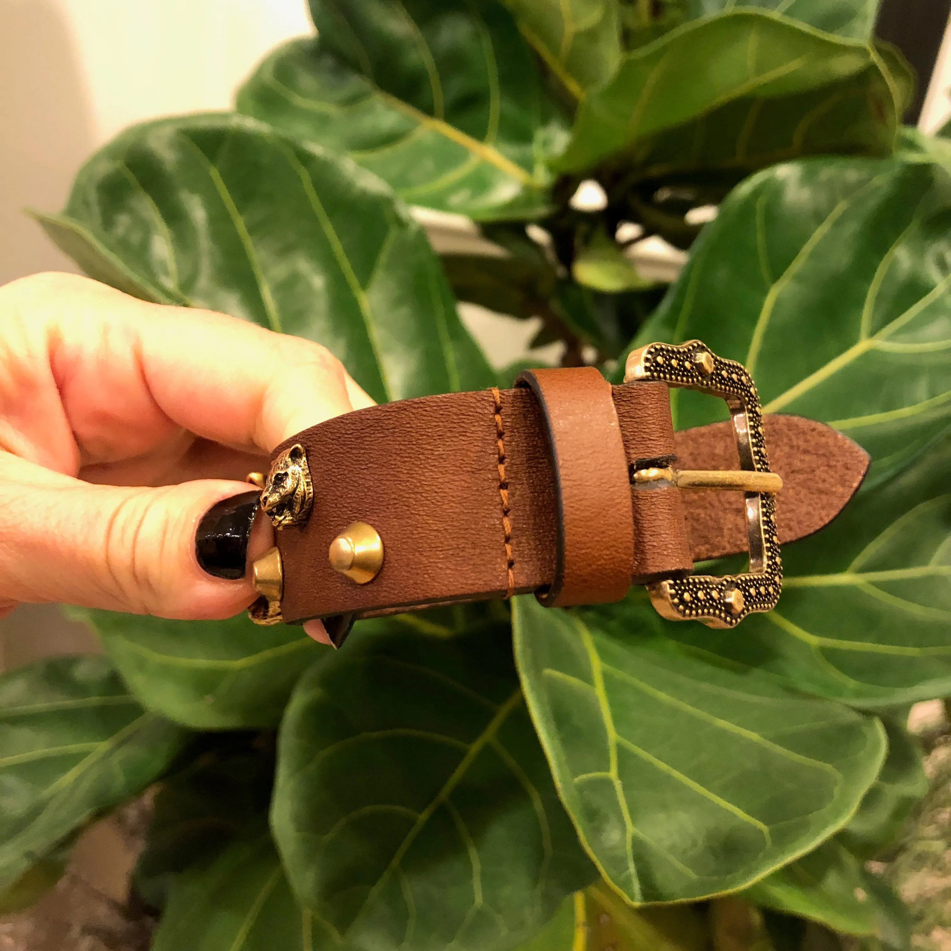 Gucci Feline Head Leather Bracelet in Brown
