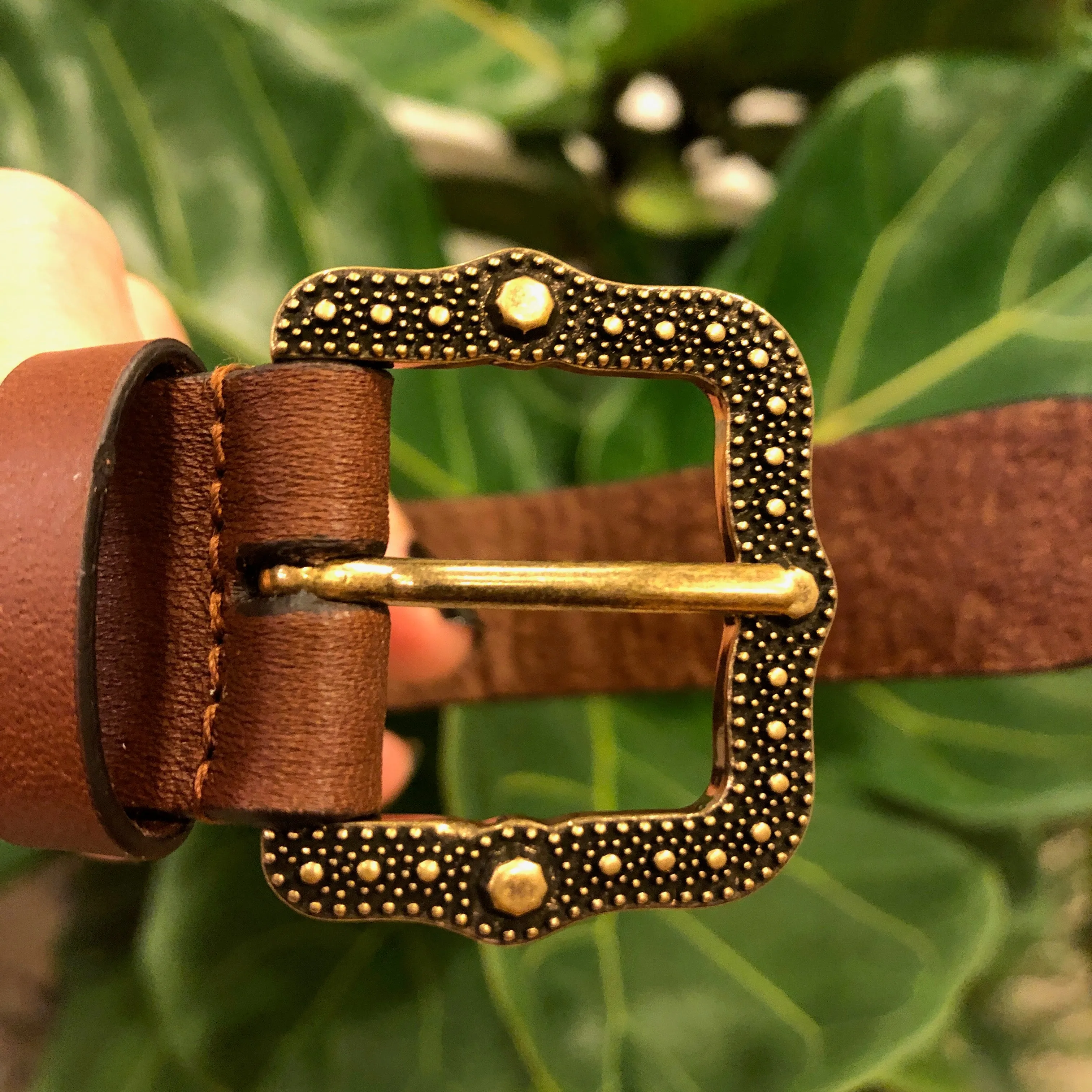 Gucci Feline Head Leather Bracelet in Brown