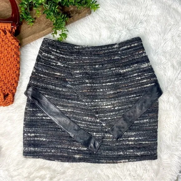 Hunter bell black tweed faux leather asymmetrical mini skirt 8 medium