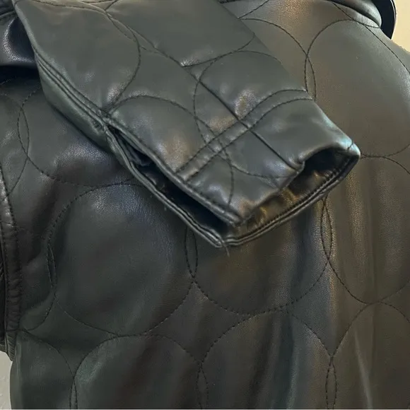 Maeve Anthropologie Sz 2 Black Quilted Button Faux Leather Cropped Jacket Coat