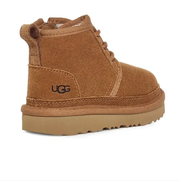 New UGG Neumel II Chukka Boot - Toddler / Little Kid - Chestnut US 9, No Box
