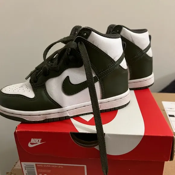 Nike Dunk High Olive/White Kid Sz 11C
