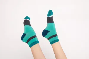 Oakiwear Kids Merino Wool Socks Hiking Outdoor, Mini-Crew Green