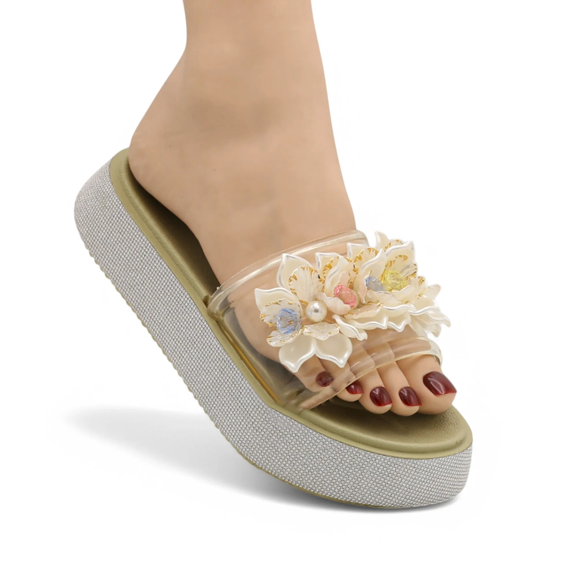 Transparent pearl slipper