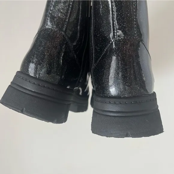 UGG Kids Big Girl 4 Ashton Glitter Sparkle Boots Lace Up Black