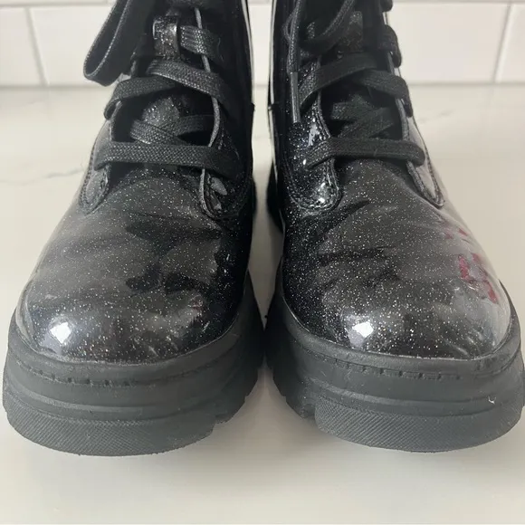 UGG Kids Big Girl 4 Ashton Glitter Sparkle Boots Lace Up Black