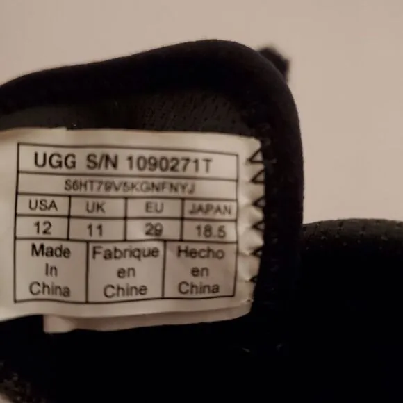 Ugg Seaway Chukka Lace Up Shoe Size 12 Boys
