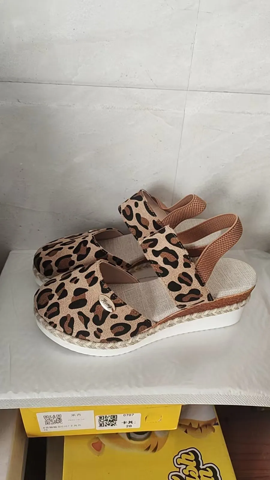 Wedge Lightweight Hemp Rope Braided Closed Toe Elastic Band Women's Shoes